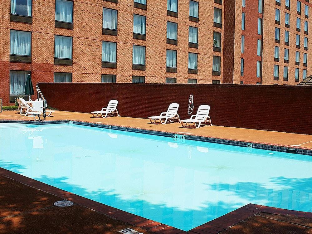 Lynchburg Grand Hotel ภายนอก รูปภาพ