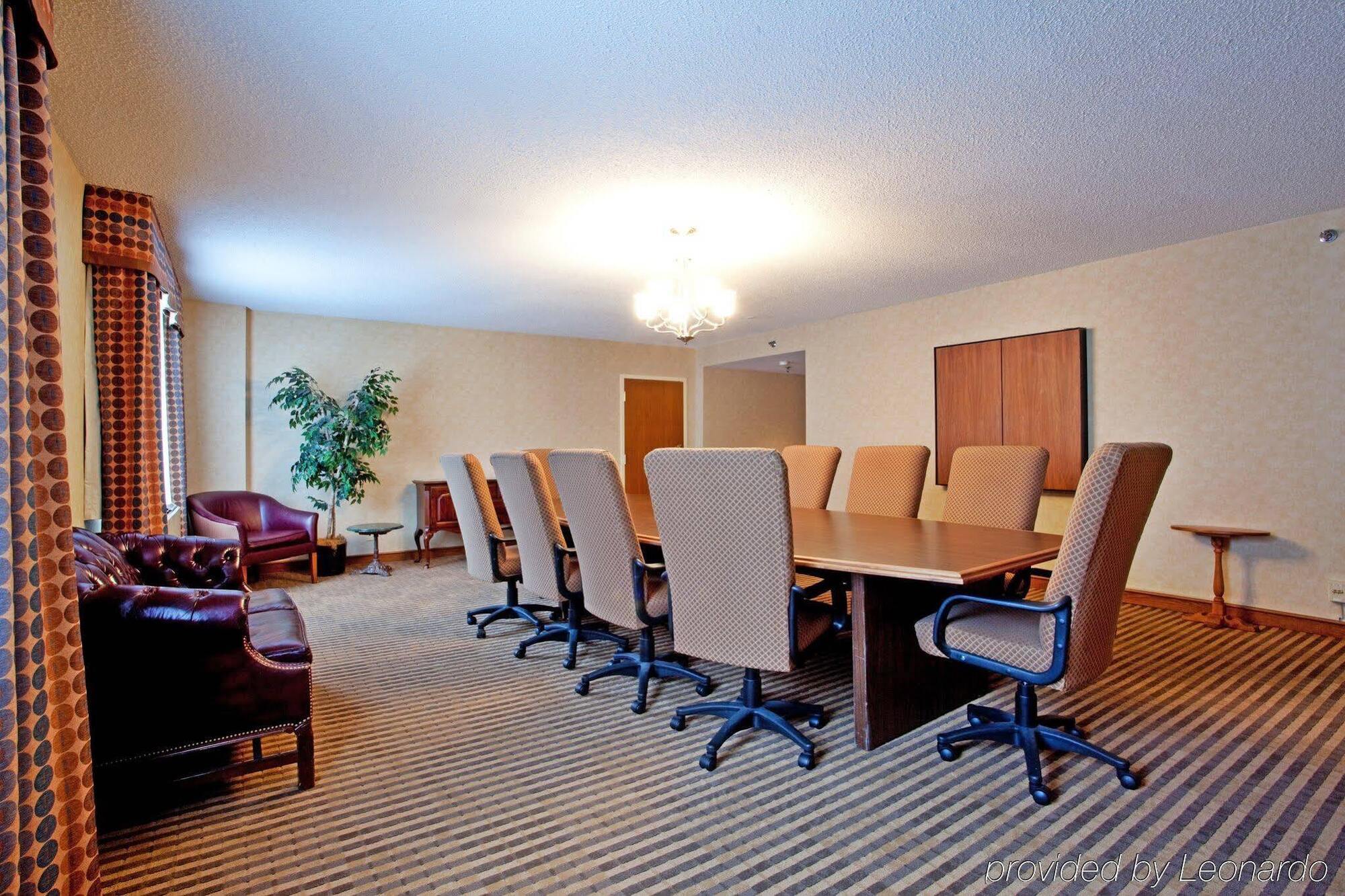 Lynchburg Grand Hotel ภายนอก รูปภาพ
